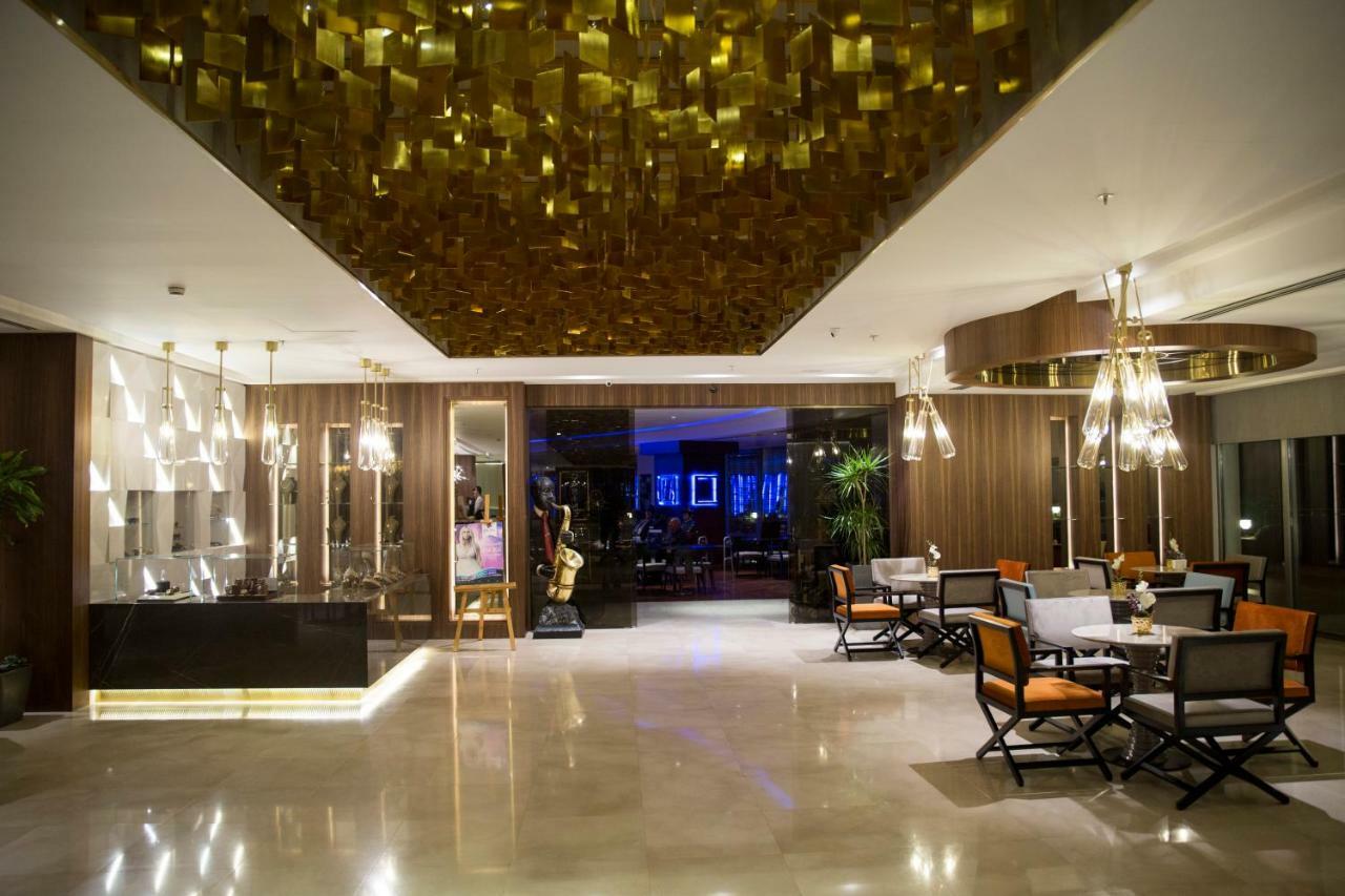 Malpas Hotel Ájosz Epíktitosz Kültér fotó