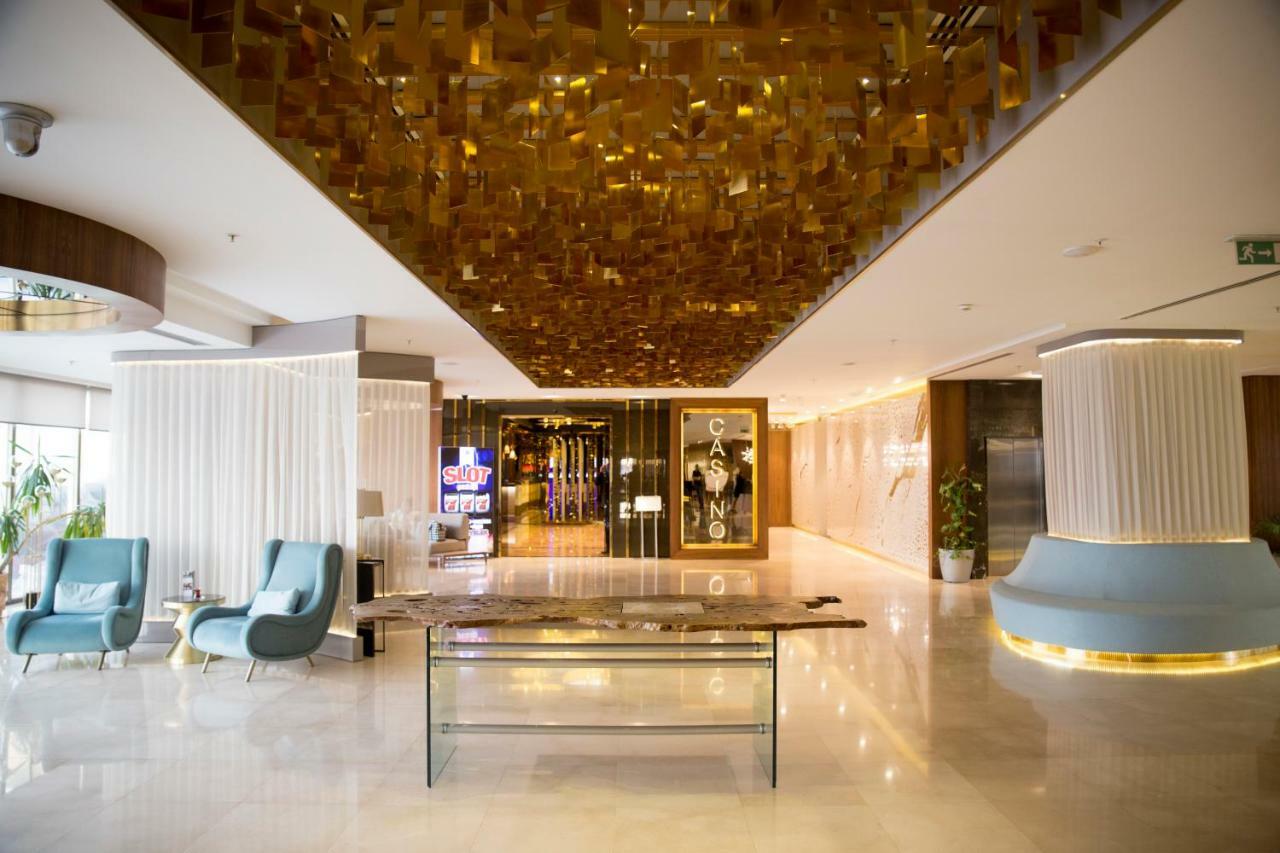 Malpas Hotel Ájosz Epíktitosz Kültér fotó