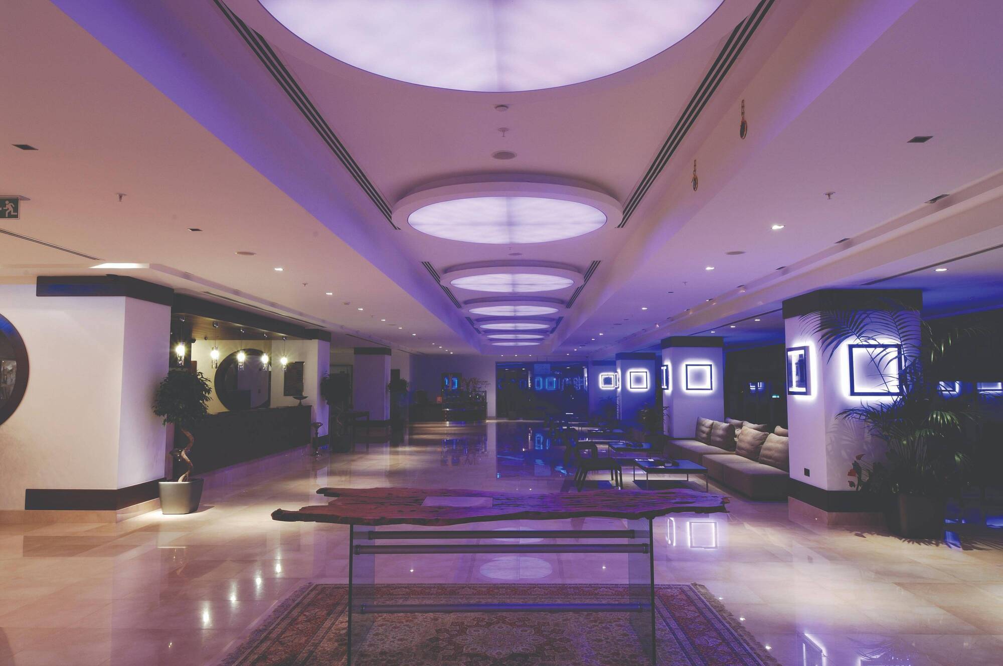Malpas Hotel Ájosz Epíktitosz Beltér fotó